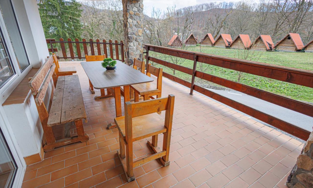 Pensiunea Eden Sovata Esterno foto
